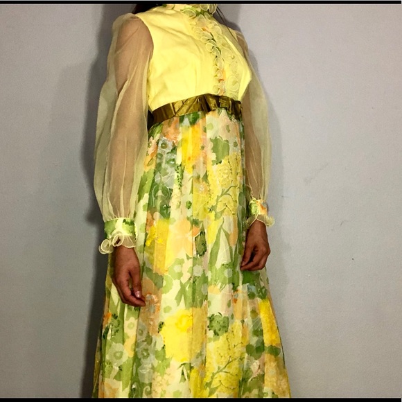 1960s floral maxi dress - Picture 3 of 8